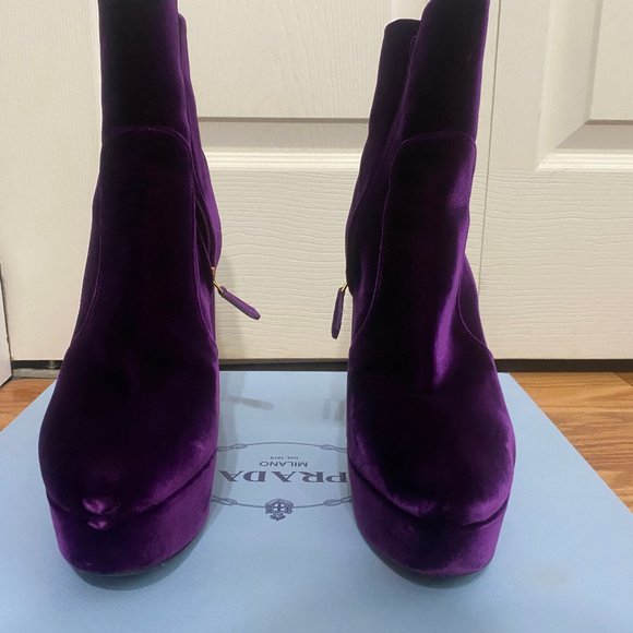 Prada Velvet Ankle Boots size 38 - Picture 8 of 10